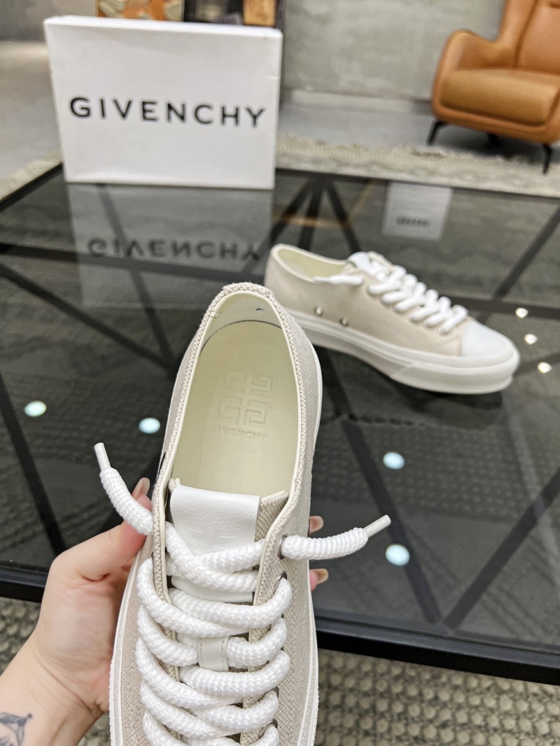 Gucci Casual Shoes